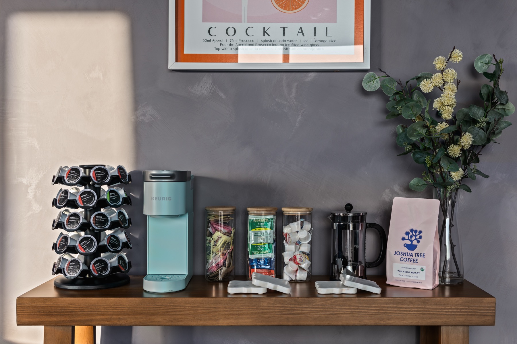 Coffee & bar